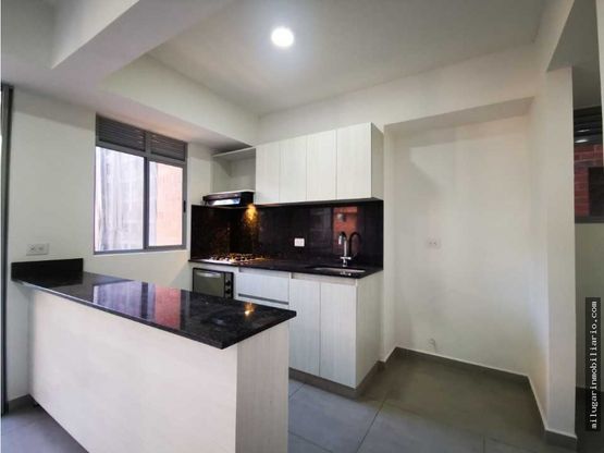 Apartamento disponible para Arriendo en Sabaneta con un valor de $2,200,000 código 971