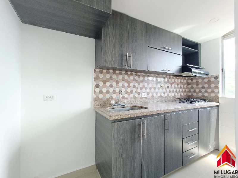 Apartamento disponible para Arriendo en Envigado con un valor de $1,900,000 código 2526