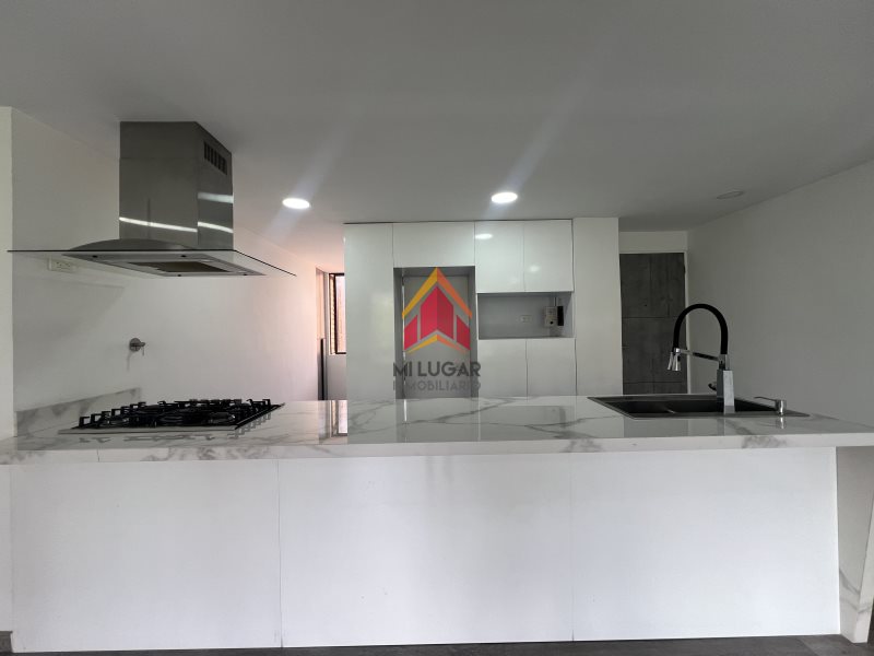 Apartamento disponible para Arriendo en Medellín El Poblado Foto numero 1