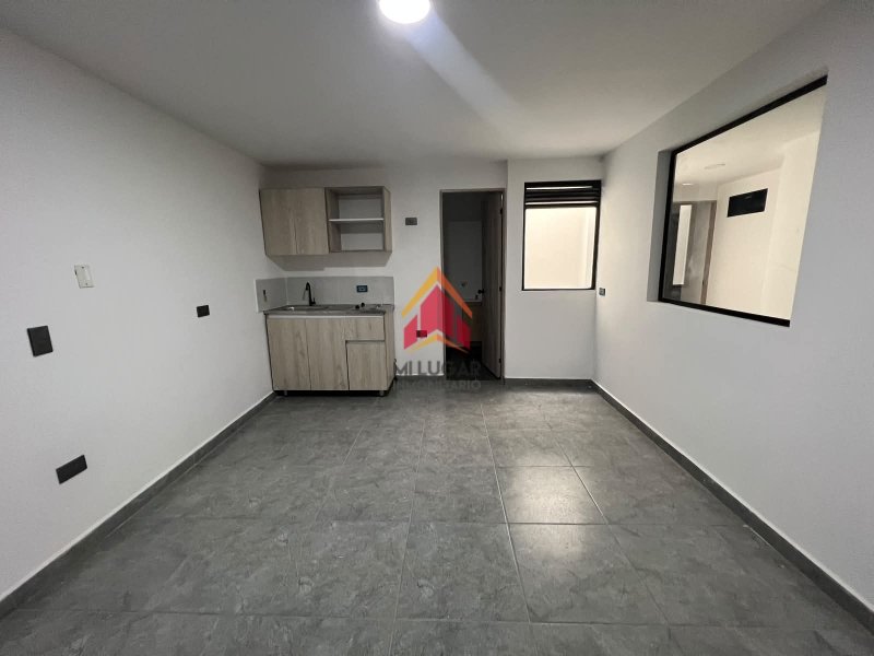 Apartaestudio disponible para Arriendo en Envigado El Dorado Foto numero 1