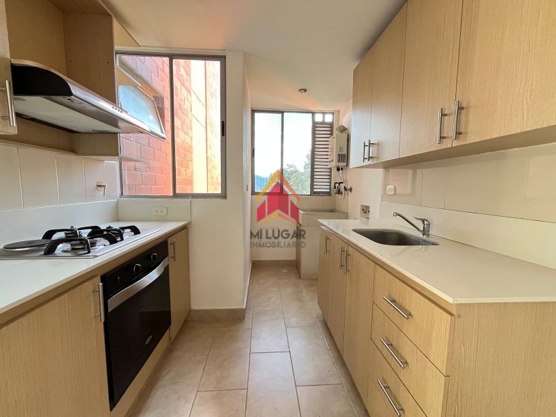 Apartamento disponible para Arriendo en Envigado Camino Verde Foto numero 1
