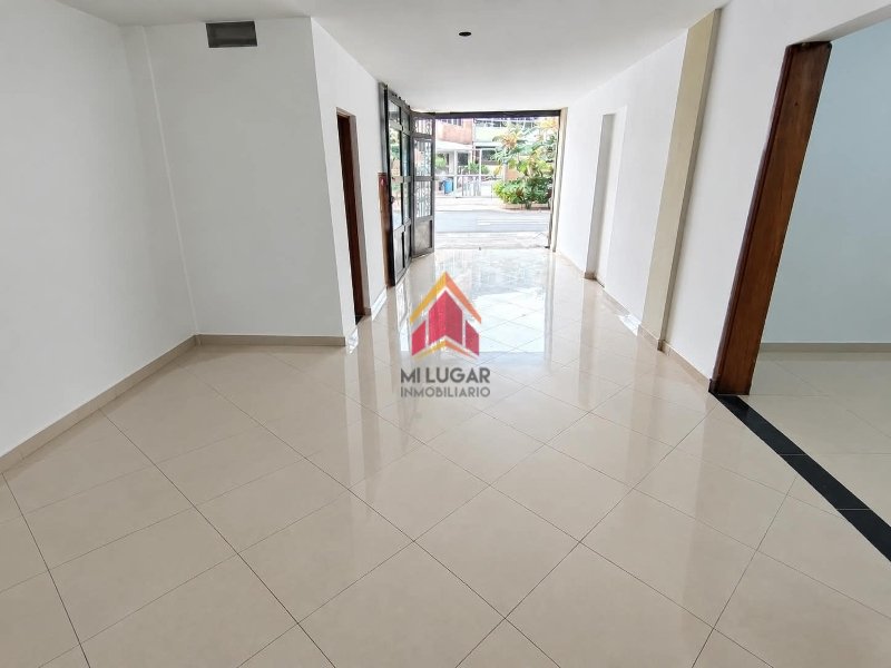 Casa-local disponible para Arriendo en Envigado Los Naranjos Foto numero 1