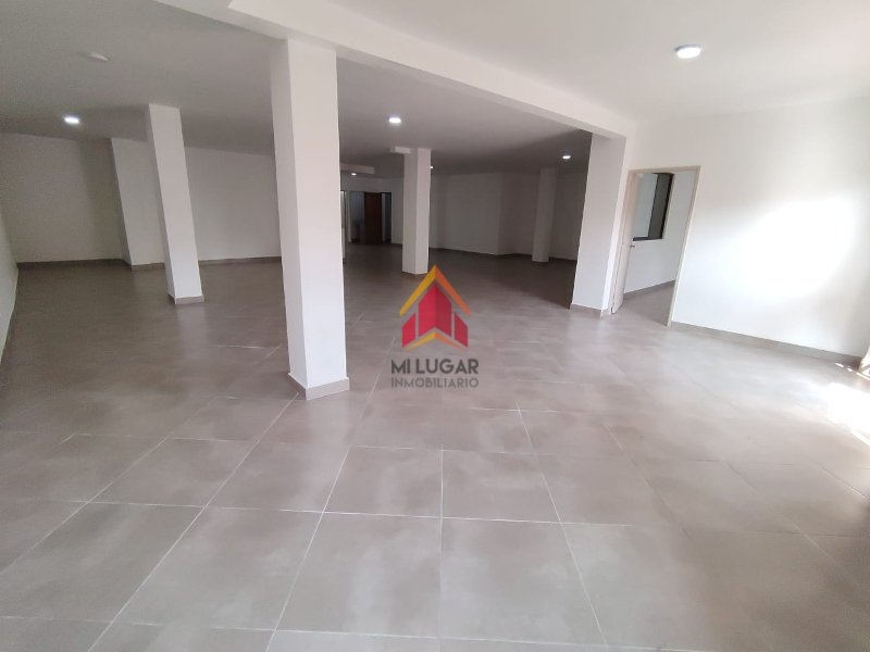 Local disponible para Arriendo en Envigado Centro Foto numero 1