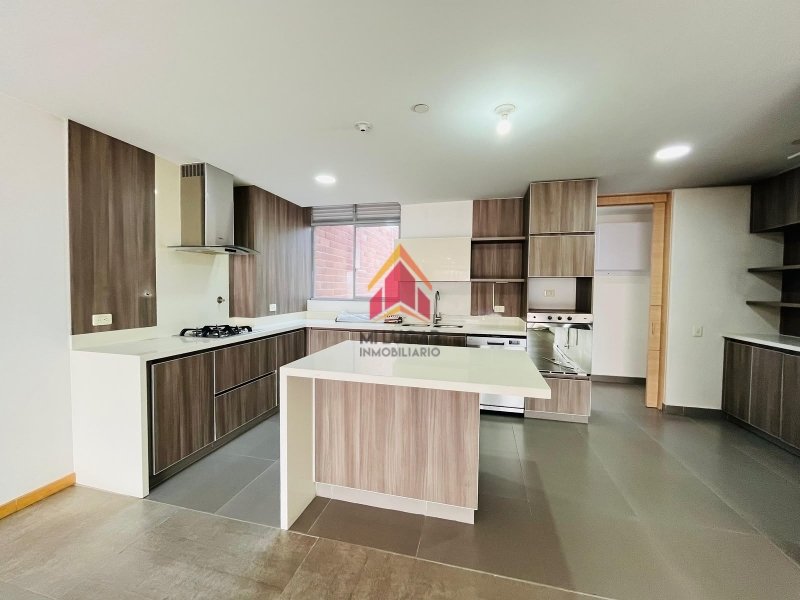 Apartamento disponible para Arriendo en Envigado Loma De Las Brujas Foto numero 1