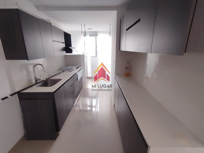 Apartamento disponible para Arriendo en Envigado El Esmeraldal Foto numero 1