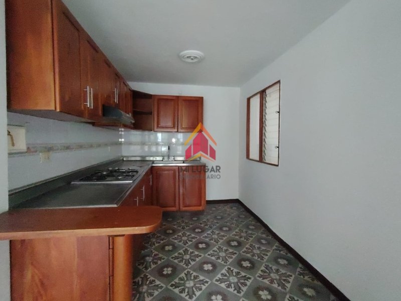 Casa-local disponible para Arriendo en Envigado Anda Lucia Foto numero 1