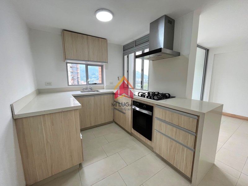 Apartamento disponible para Arriendo en Envigado Loma De Las Brujas Foto numero 1