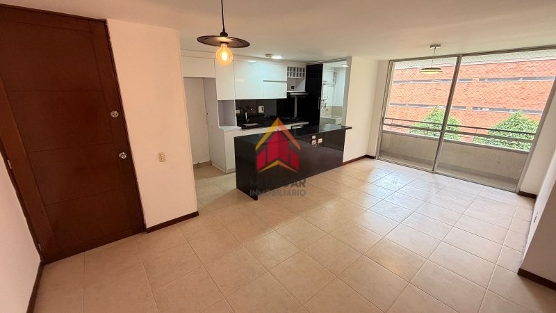 Apartamento disponible para Arriendo en Envigado Cumbres Foto numero 1