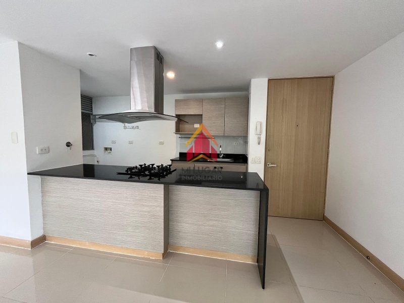 Apartamento disponible para Arriendo en Medellín Los Balsos Foto numero 1