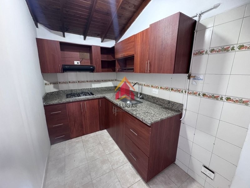 Apartamento disponible para Arriendo en Envigado El Dorado Foto numero 1