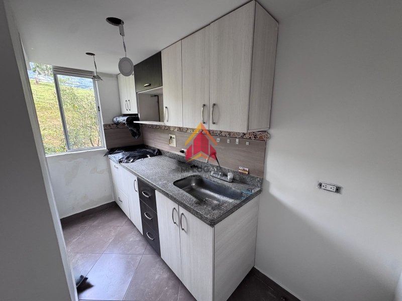 Apartamento disponible para Arriendo en Envigado La Mina Foto numero 1