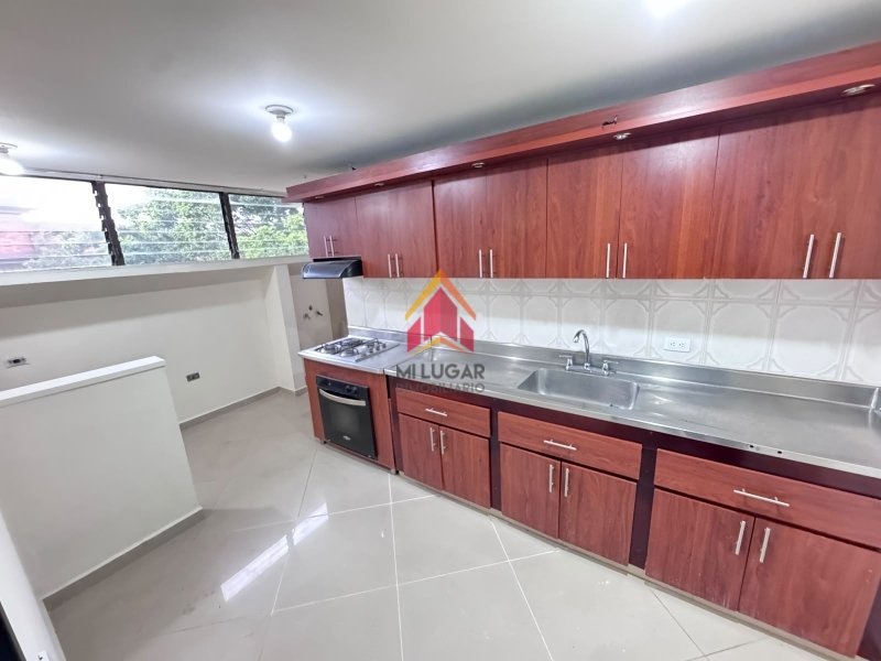 Apartamento disponible para Arriendo en Envigado Jardínes Foto numero 1