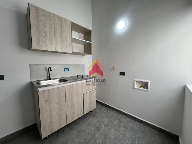 Apartaestudio disponible para Arriendo en Envigado El Dorado Foto numero 1