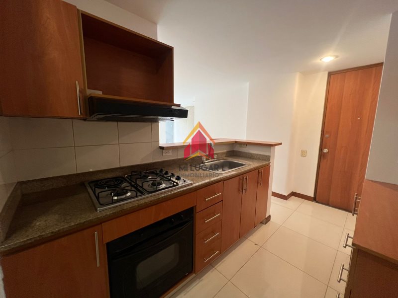 Apartamento disponible para Arriendo en Envigado Cumbres Foto numero 1