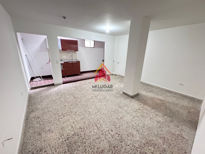 Apartaestudio disponible para Arriendo en Envigado Centro Foto numero 1
