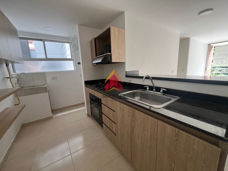 Apartamento disponible para Arriendo en Envigado Cumbres Foto numero 1