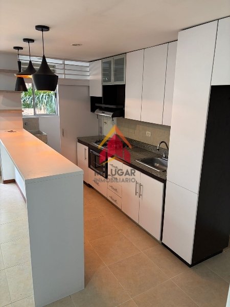 Apartamento disponible para Arriendo en Envigado Cumbres Foto numero 1