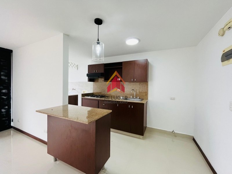 Apartamento disponible para Arriendo en Envigado El Esmeraldal Foto numero 1