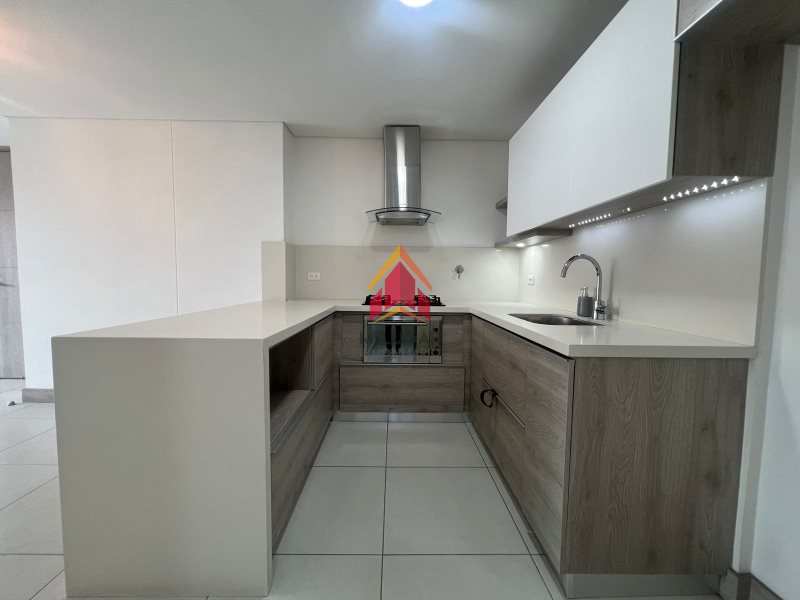 Apartamento disponible para Arriendo en Envigado La Intermedia Foto numero 1