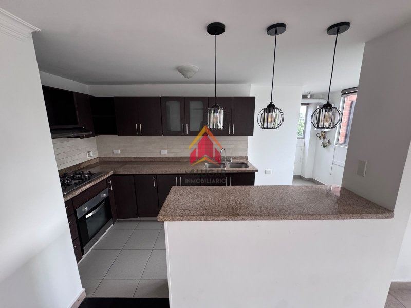 Apartamento disponible para Arriendo en Envigado Loma De Las Brujas Foto numero 1