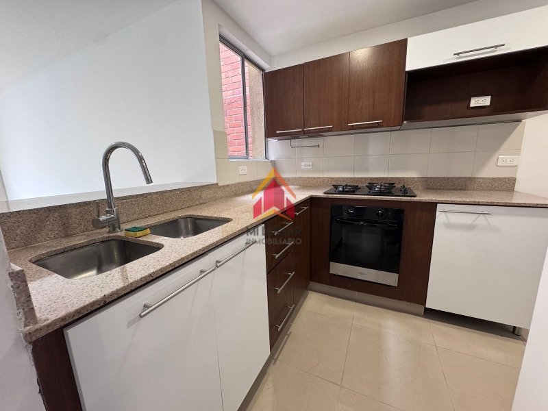 Apartamento disponible para Arriendo en Envigado Vereda Los Mangos Foto numero 1