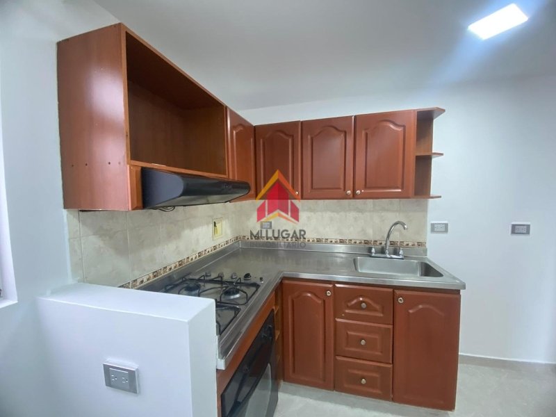 Apartamento disponible para Arriendo en Envigado El Dorado Foto numero 1