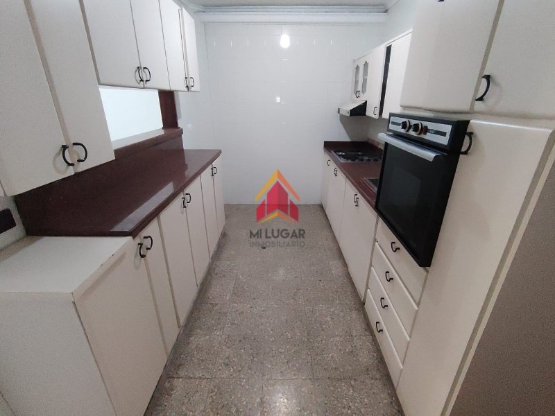 Casa-local disponible para Arriendo en Envigado Anda Lucia Foto numero 1