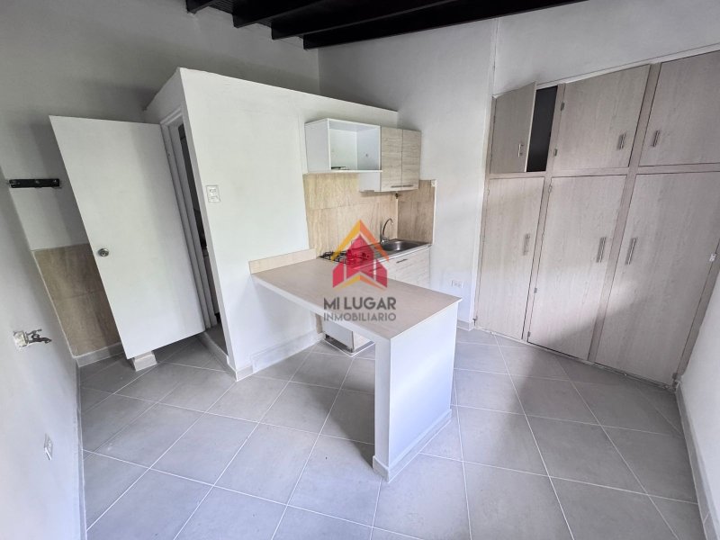 Apartaestudio disponible para Arriendo en Envigado Las Margaritas Foto numero 1