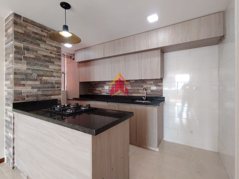 Apartamento disponible para Arriendo en Envigado Las Antillas Foto numero 1