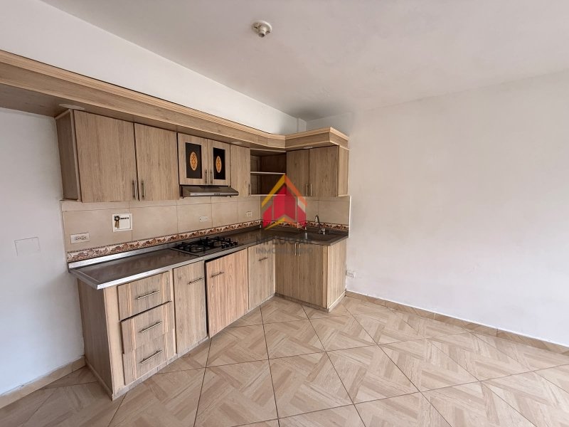 Apartamento disponible para Arriendo en Envigado La Mina Foto numero 1